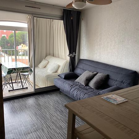 Studio Avec Belle Vue Sur Le Port Apartment Agde Exterior foto