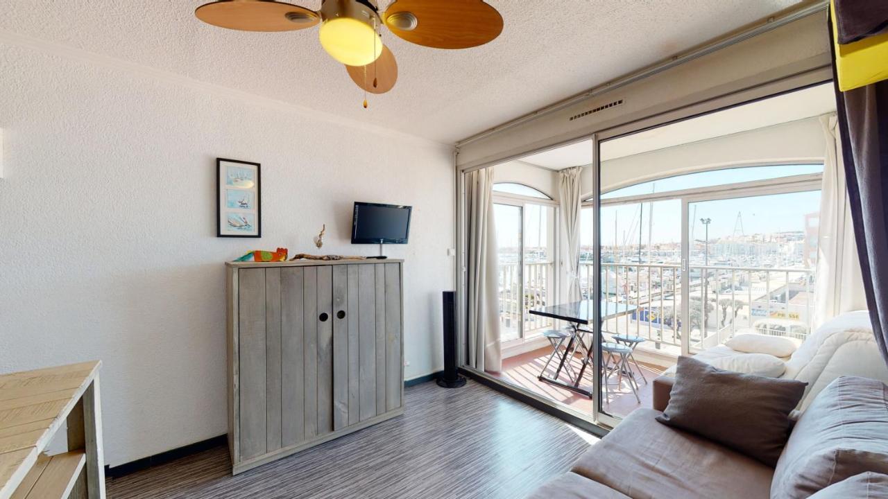 Studio Avec Belle Vue Sur Le Port Apartment Agde Exterior foto