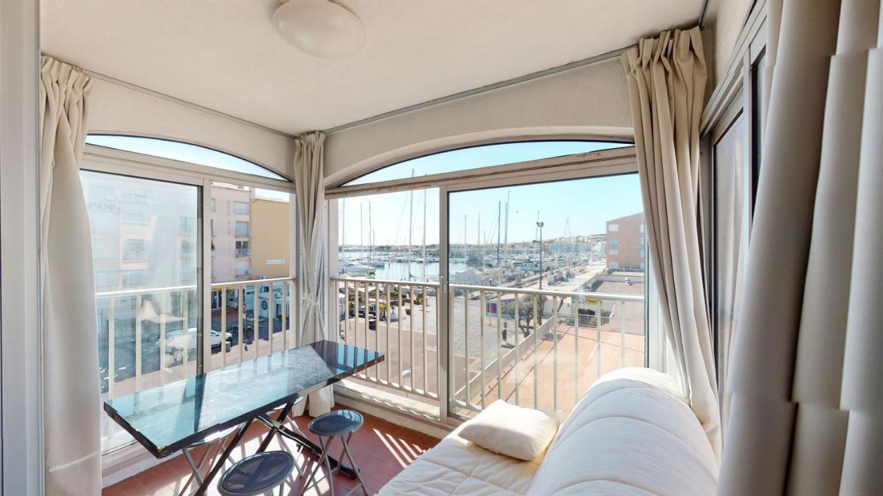 Studio Avec Belle Vue Sur Le Port Apartment Agde Exterior foto