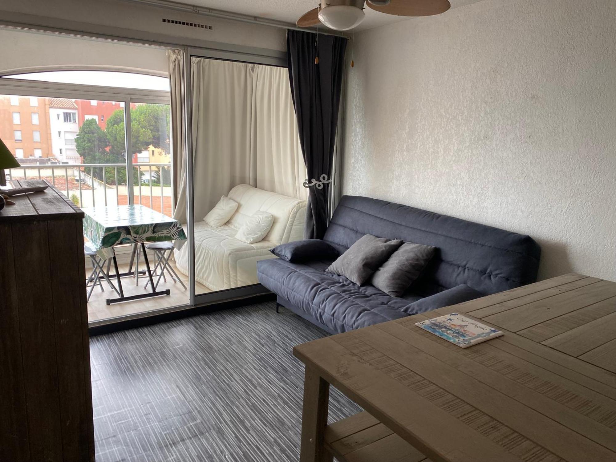 Studio Avec Belle Vue Sur Le Port Apartment Agde Exterior foto